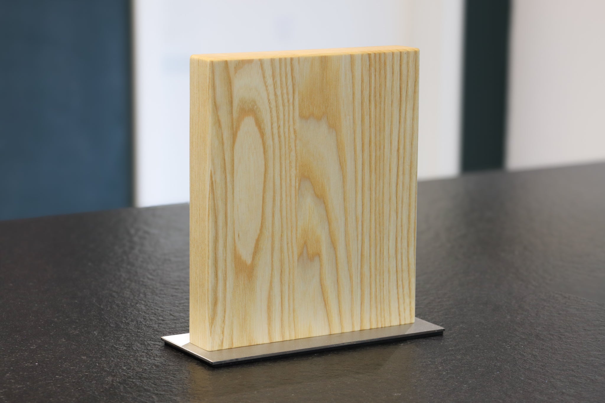 Magnetischer Messerblock aus Esche - Echtholz Manufaktur Thunig